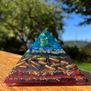 Pyramide 16